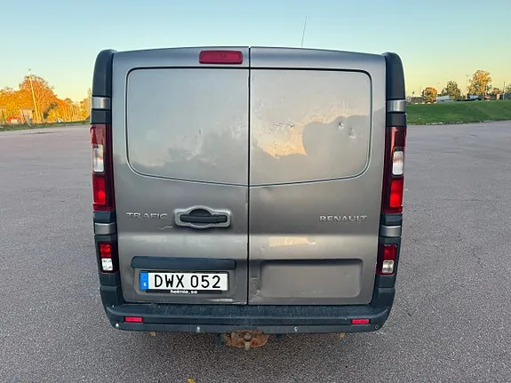 Renault Trafic 2015 photo 5