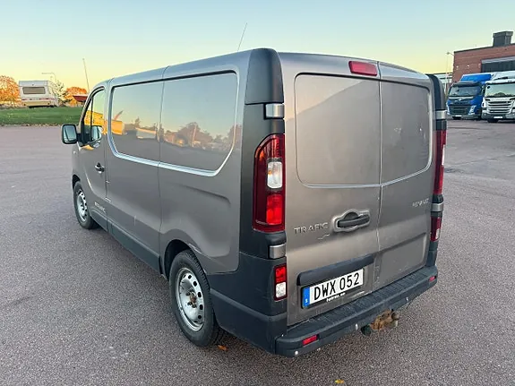 Renault Trafic 2015 photo 4