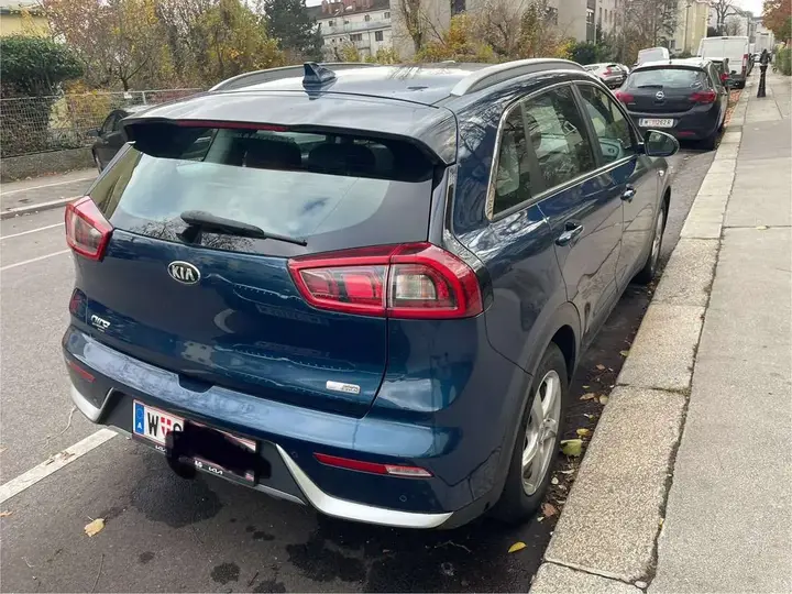 Kia Niro 2016 photo 2