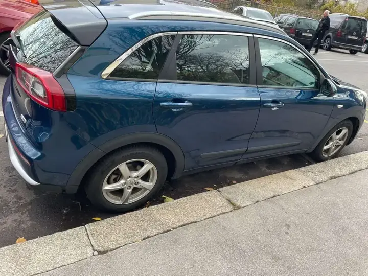 Kia Niro 2016 photo 3