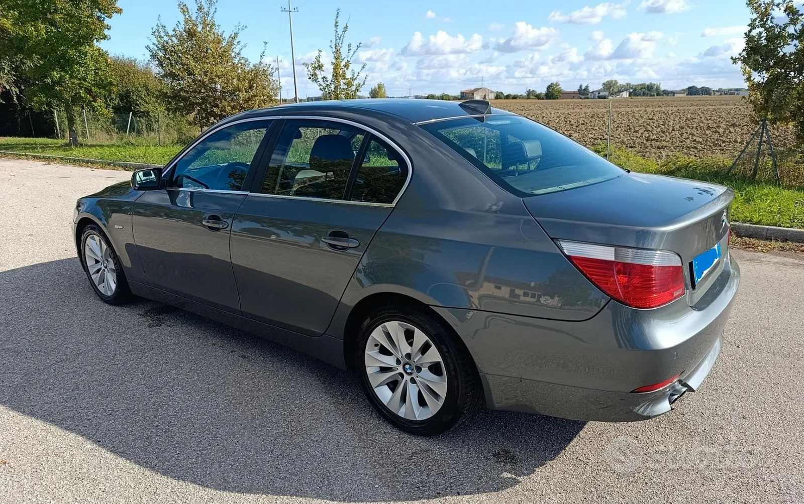 BMW 530D 2006 photo 2