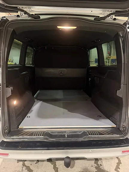 Mercedes-Benz V300 D 2023 photo 5