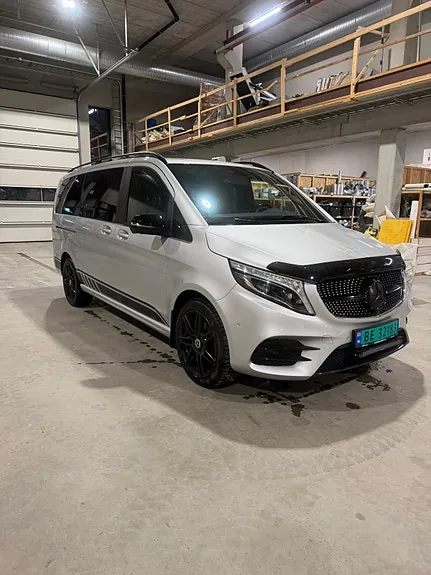 Mercedes-Benz V300 D 2023 photo 2