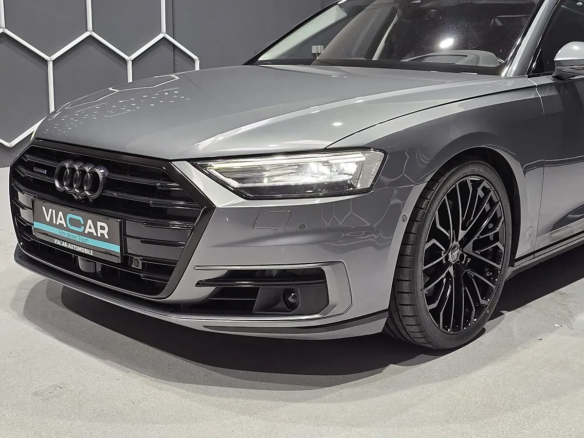 Audi A8 2020 photo 2
