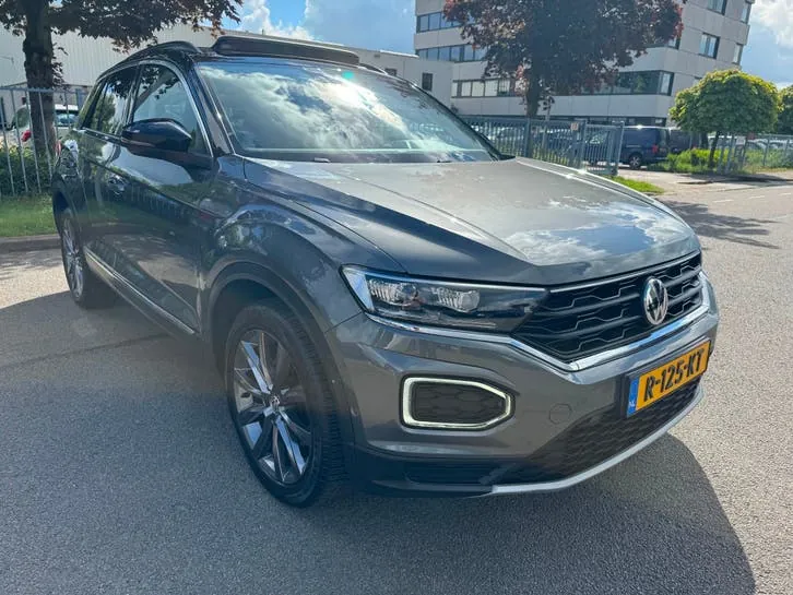 Volkswagen T-Roc 2018 photo 3