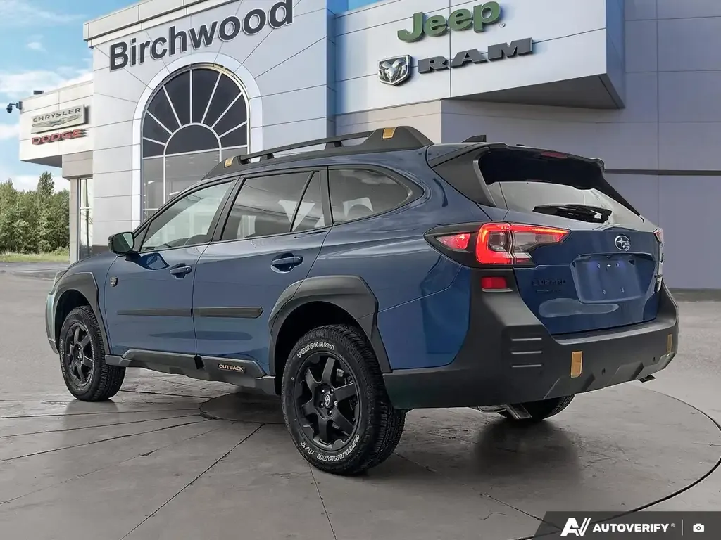 Subaru Outback 2023 photo 4