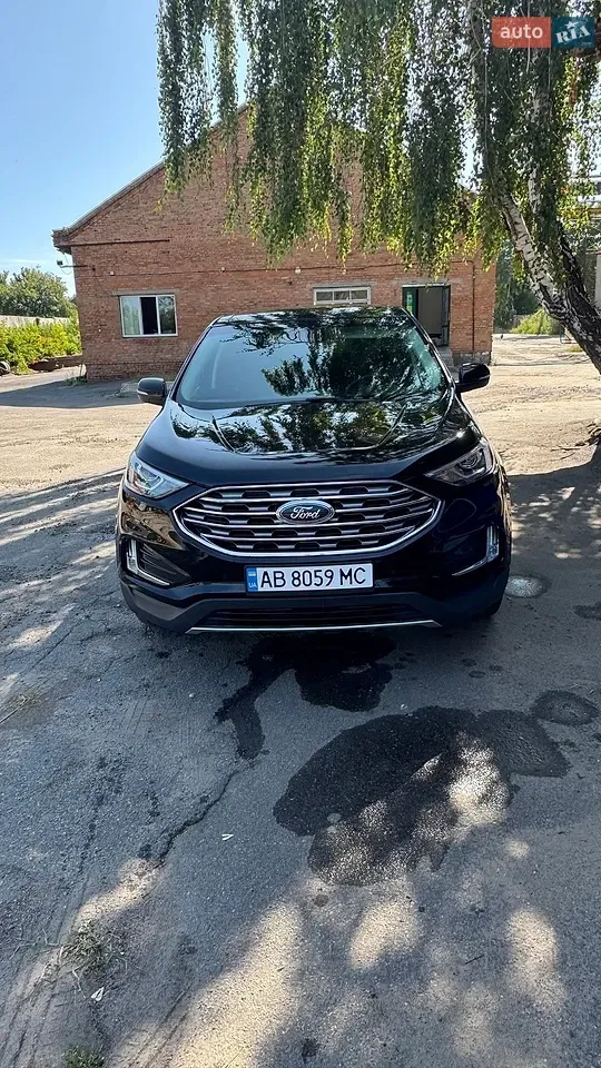 Ford Edge 2023 photo 3