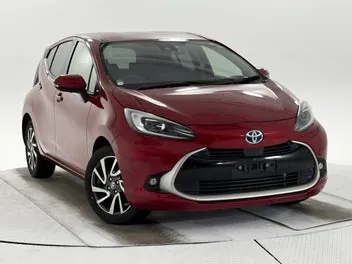 Toyota Aqua 2021 photo 2
