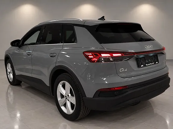 Audi Q4 E-Tron 2023 photo 4