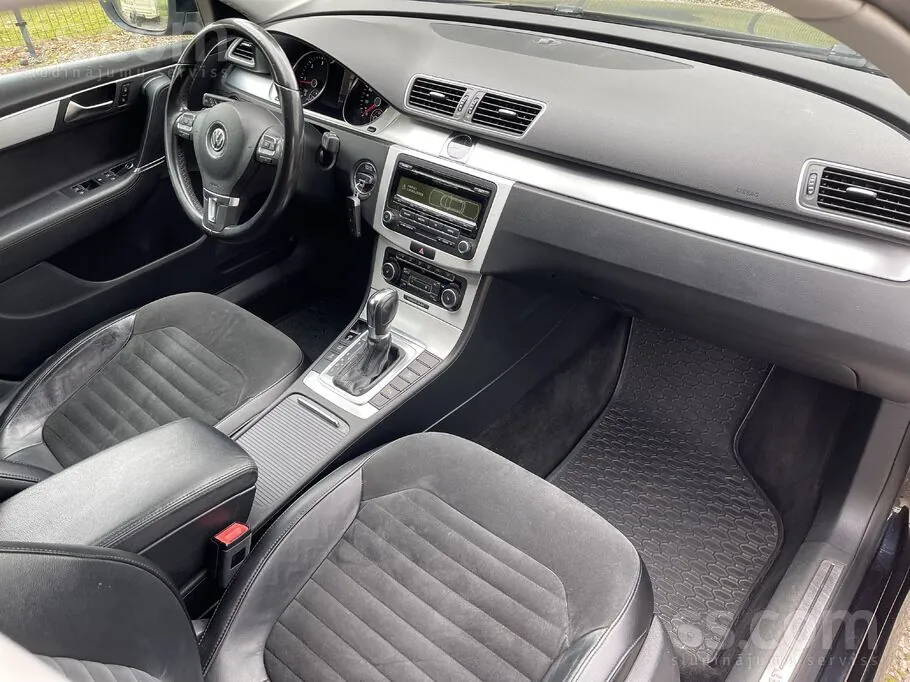 Volkswagen Passat 2011 photo 5