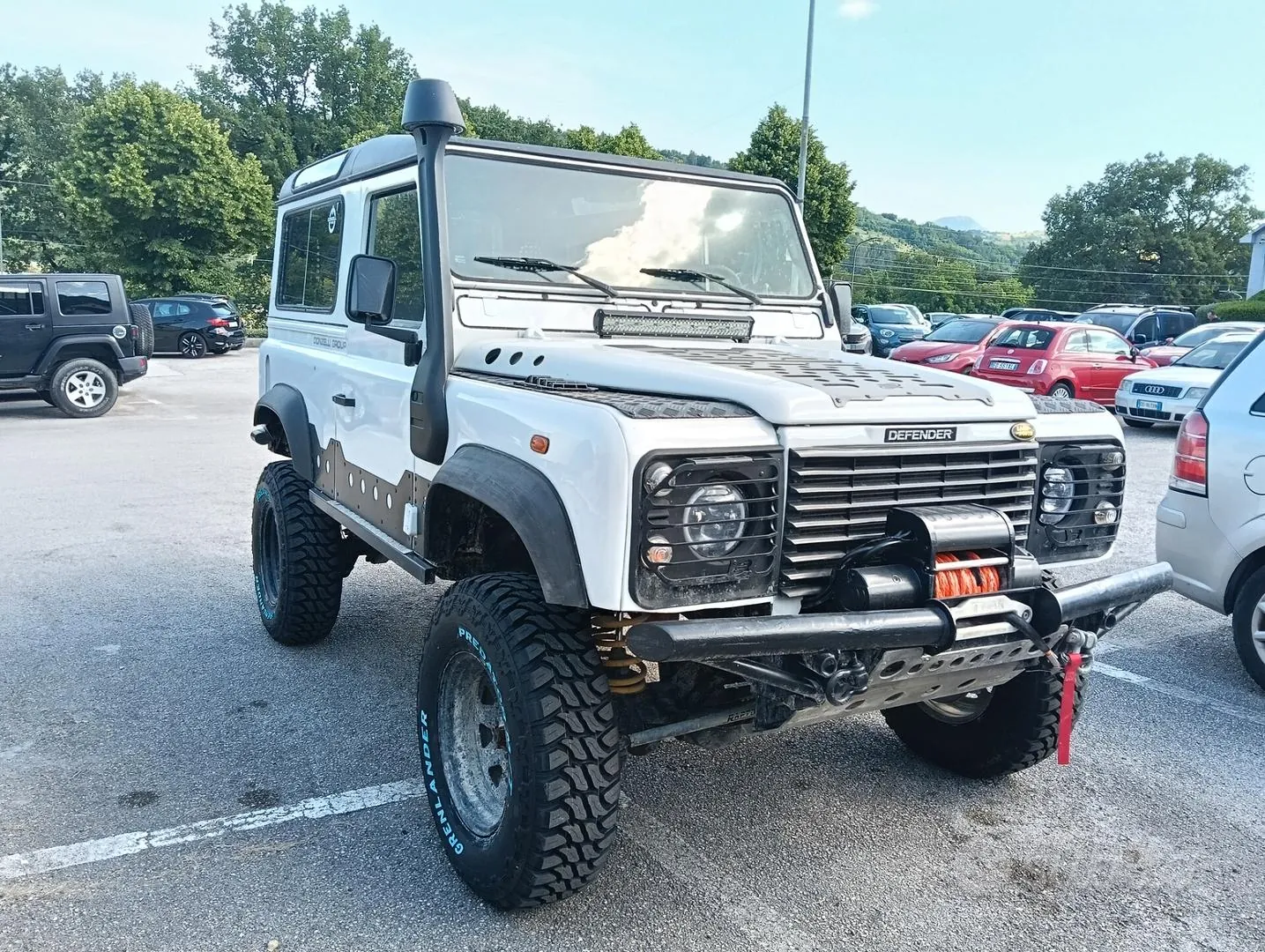 Land Rover Defender 1999 photo 4
