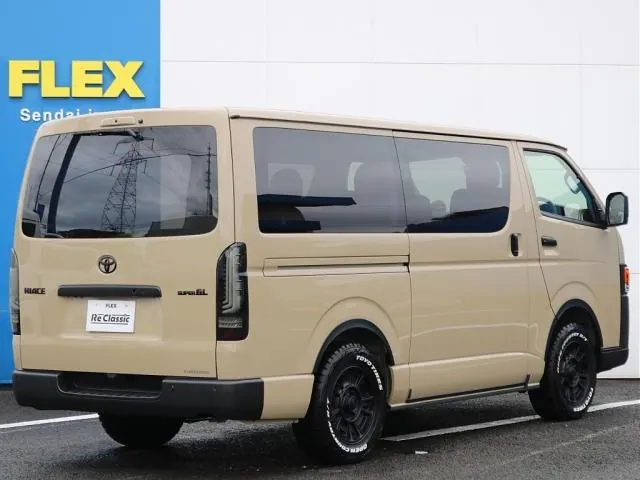 Toyota Hiace Bus 2026 photo 5