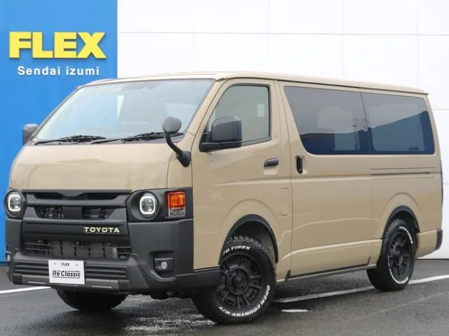 Toyota Hiace Bus