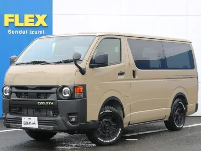 Toyota Hiace Bus