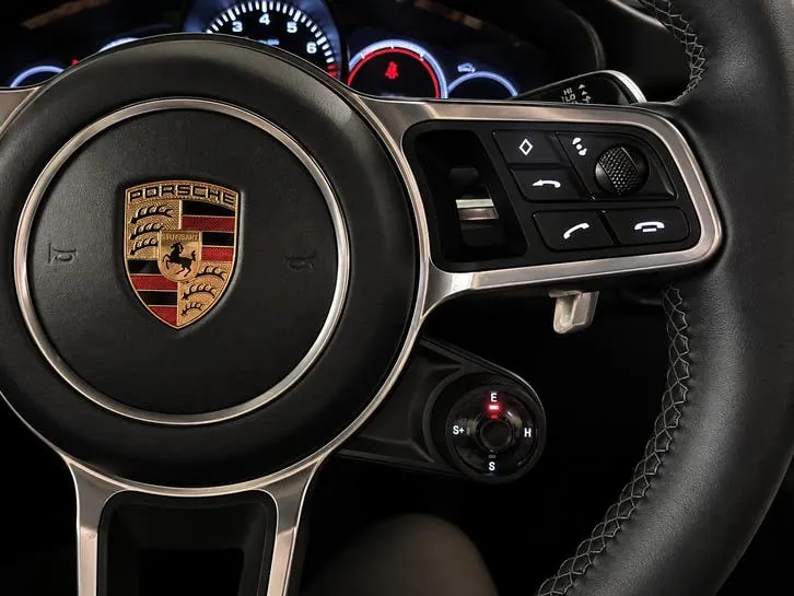 Porsche Cayenne 2020 photo 3