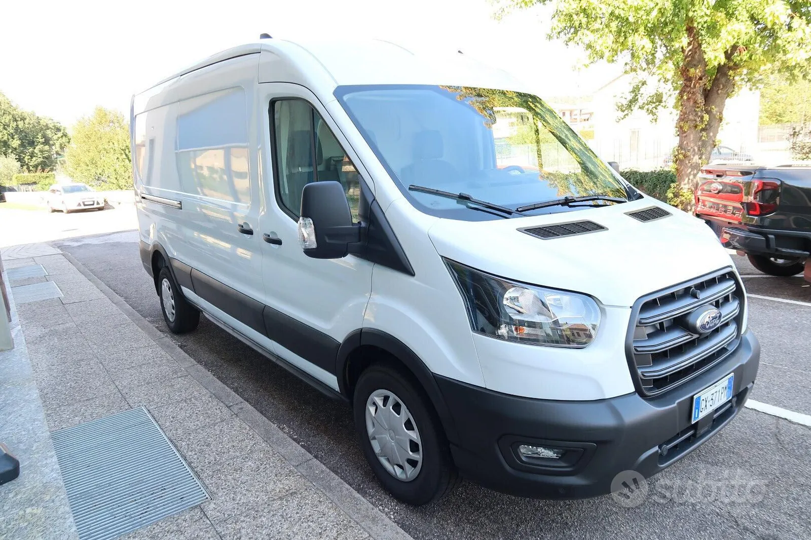 Ford Transit 2024 photo 3