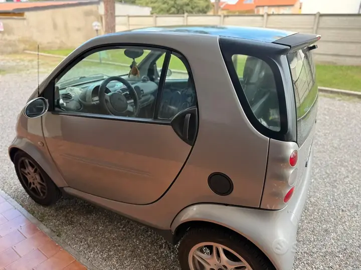 Smart Fortwo 2001 photo 2
