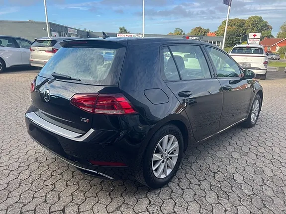 Volkswagen Golf 2018 photo 4