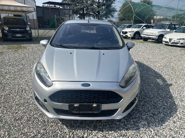 Ford Fiesta 2016 photo 2