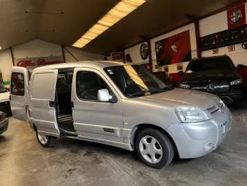 Citroen Berlingo 2004 photo 2