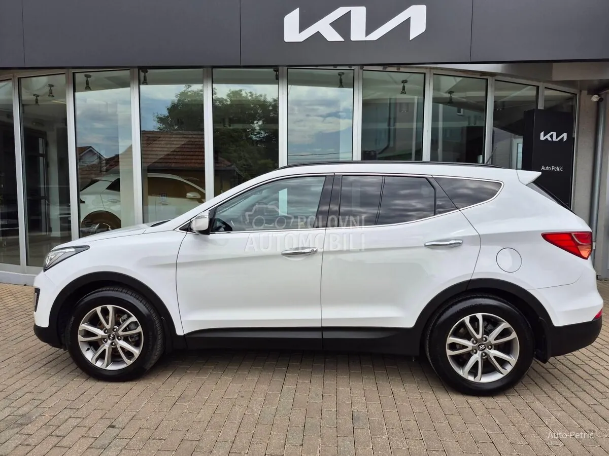Hyundai Santa Fe 2012 photo 3