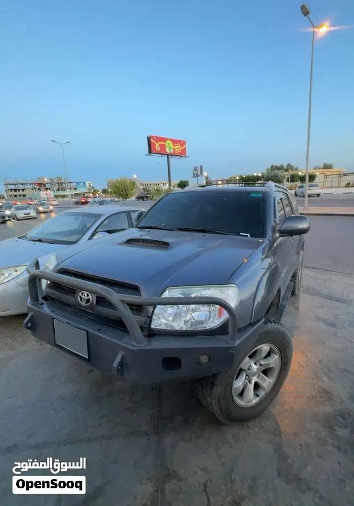 Toyota 4Runner 2004 photo 2