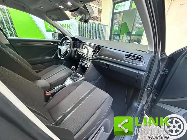 Volkswagen T-Roc 2019 photo 4