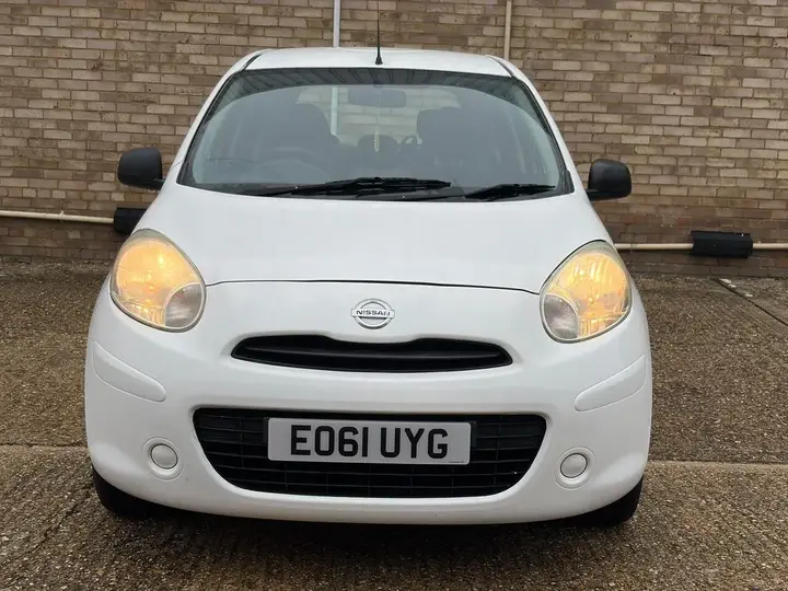 Nissan Micra 2011 photo 4