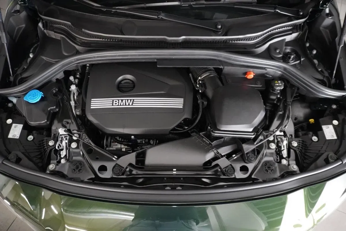 BMW 2Er-Reihe 218I 2026 photo 2
