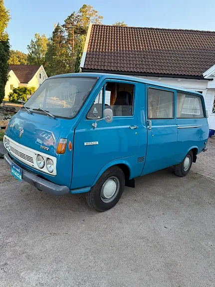 Toyota Hiace 1974 photo 4