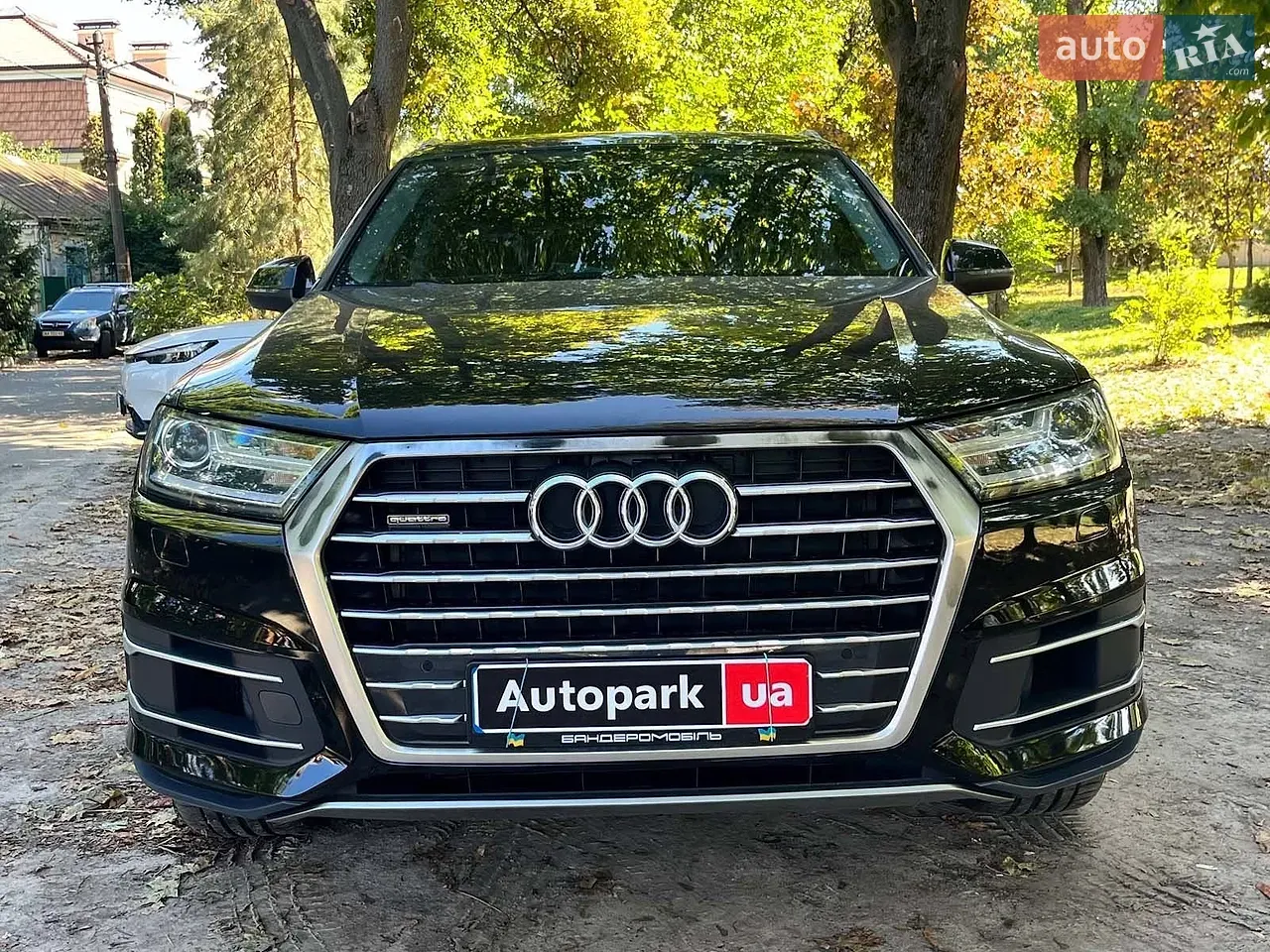 Audi Q7 2017 photo 2