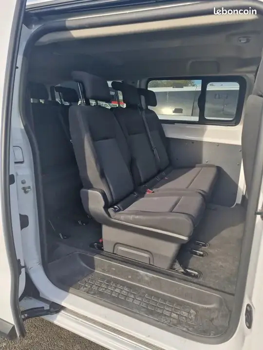Citroen Jumpy 2023 photo 4