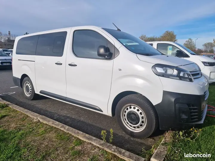 Citroen Jumpy 2023 photo 5