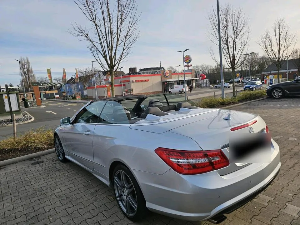 Mercedes-Benz E 250 Cgi
