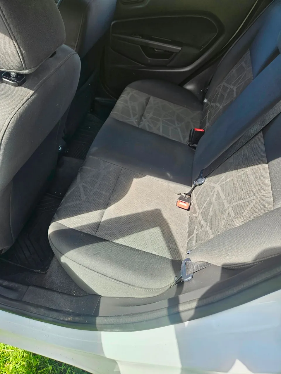 Ford Fiesta 2011 photo 5