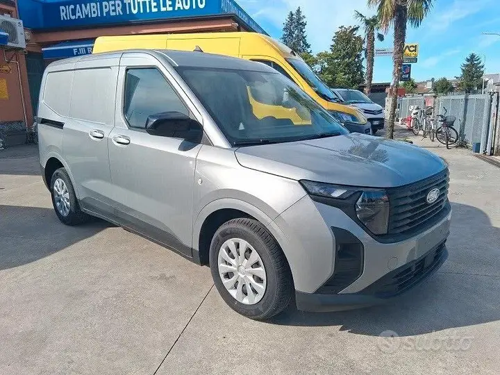 Ford Transit Courier