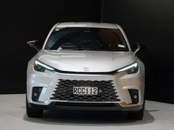 Lexus Lbx 2025 photo 4