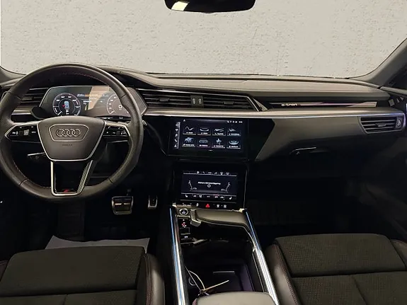 Audi Q8 E-Tron 2024 photo 4