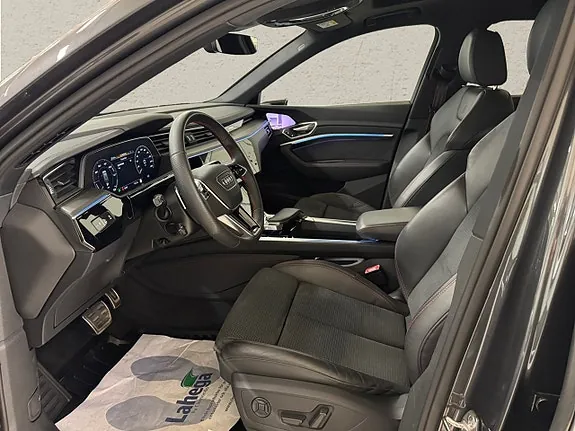 Audi Q8 E-Tron 2024 photo 3