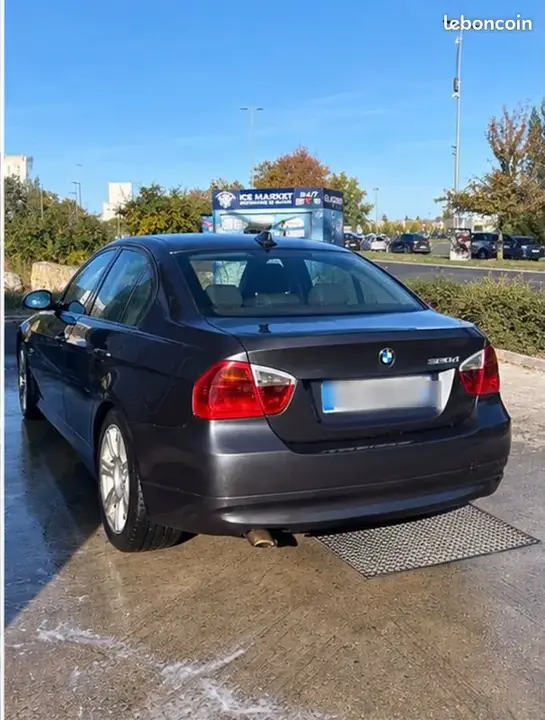 BMW Série 3 2006 photo 2