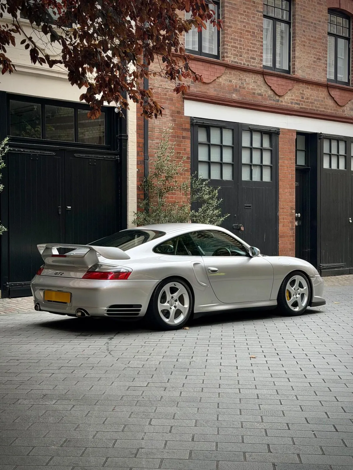 Porsche 911 2002 photo 2