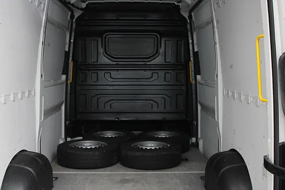 Volkswagen Crafter 35 2021 photo 5