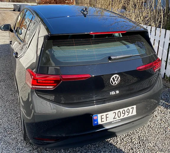 Volkswagen Id.3 2023 photo 3