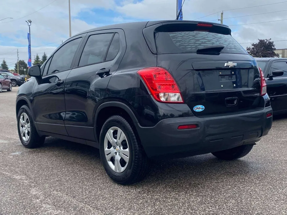 Chevrolet Trax 2014 photo 2
