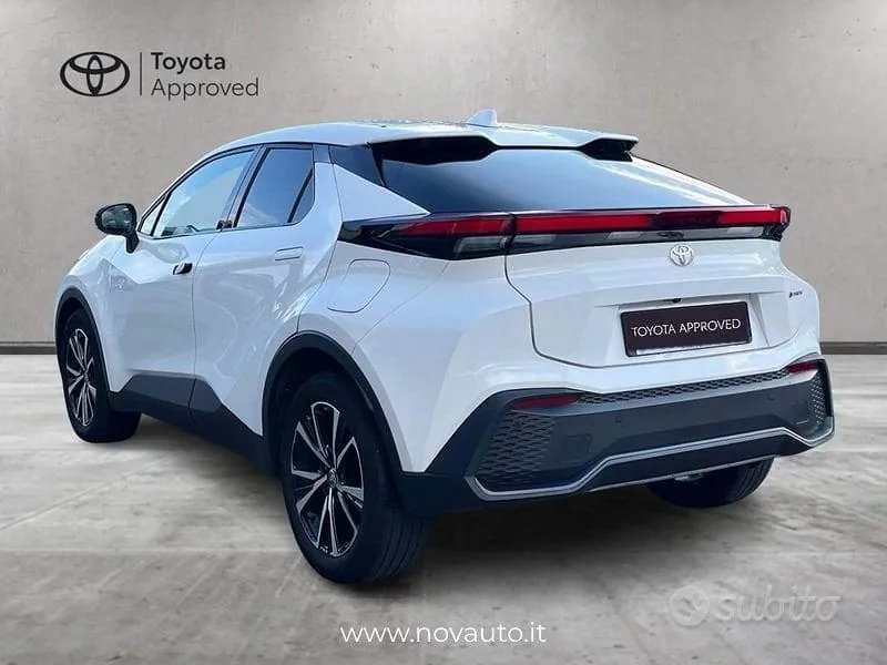 Toyota C-Hr 2024 photo 4