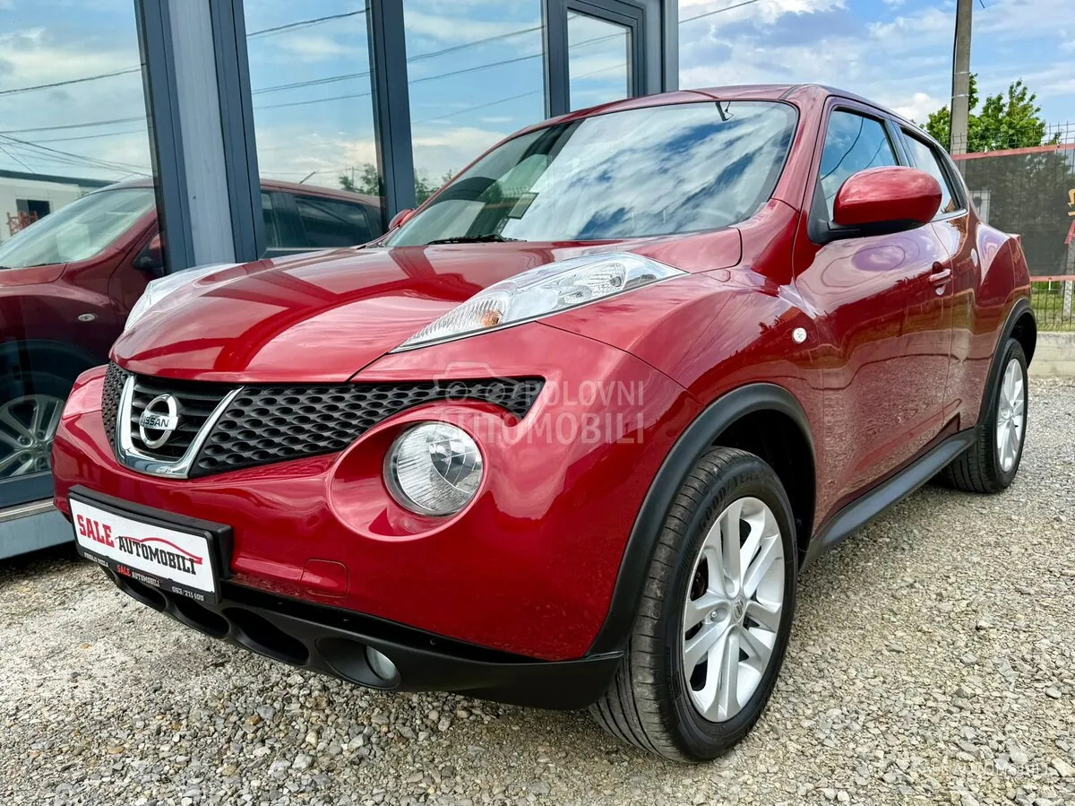 Nissan Juke 2013 photo 2