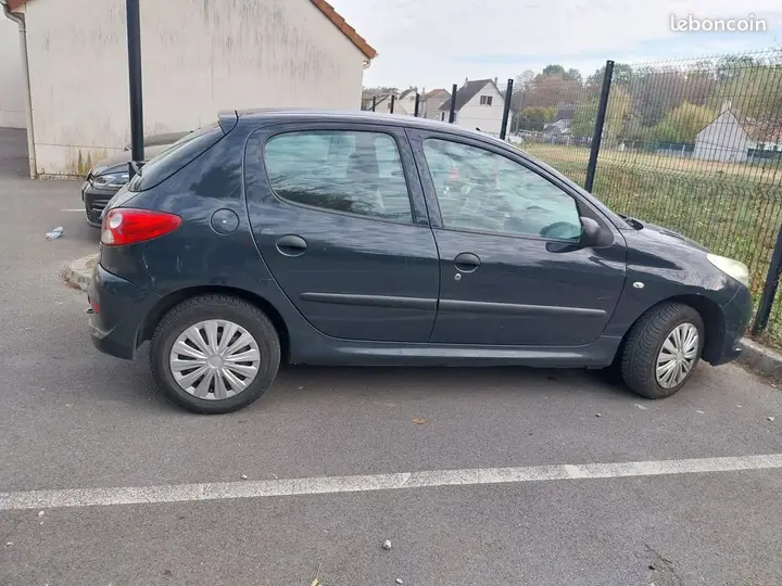 Peugeot 206