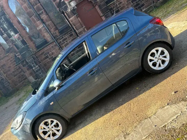 Vauxhall Corsa 2015 photo 2