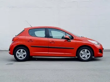 Peugeot 207 2010 photo 5