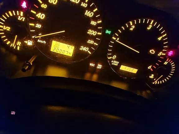 Toyota Avensis 2005 photo 2